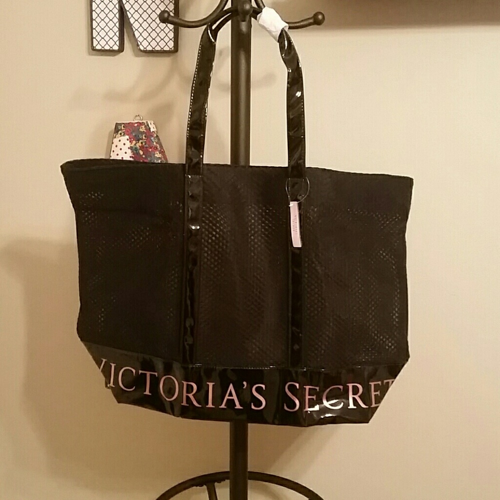 👜VICTORIA'S SECRET👜 Mesh Weekender Bag